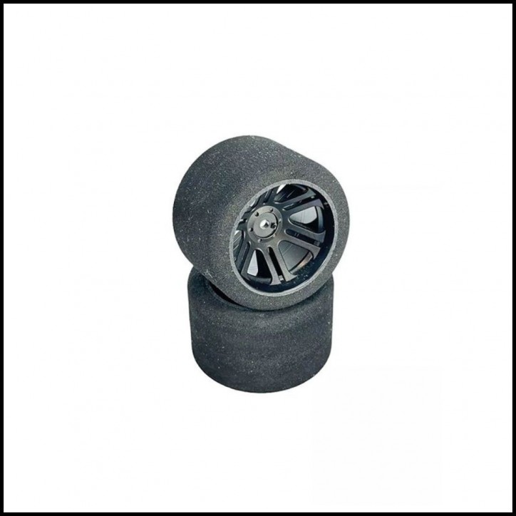 PAIR OF REAR TYRES 110 235mm SH. 35 - 007-0092